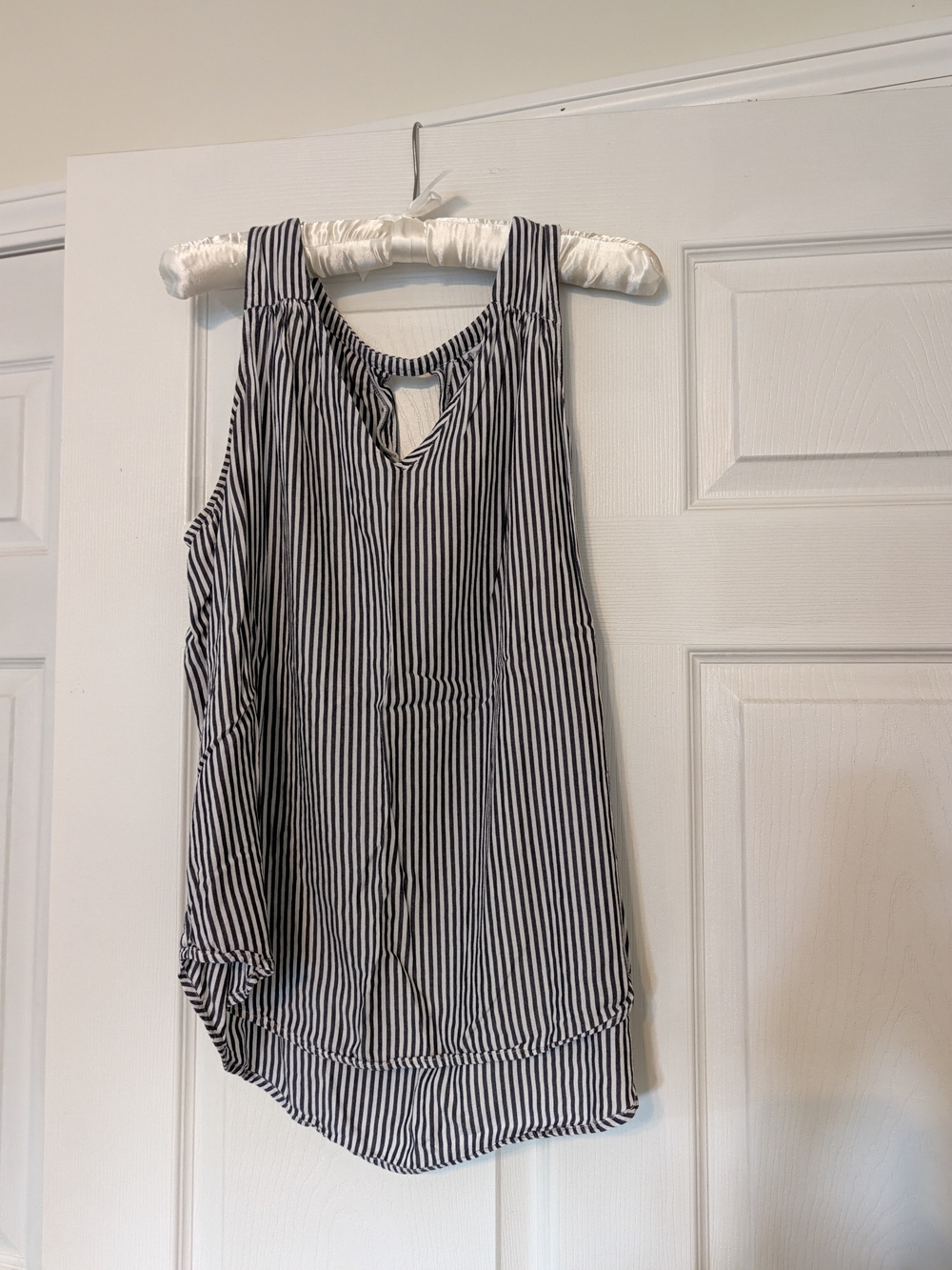 Old Navy Navy and White Striped Sleeveless Keyhole Tank